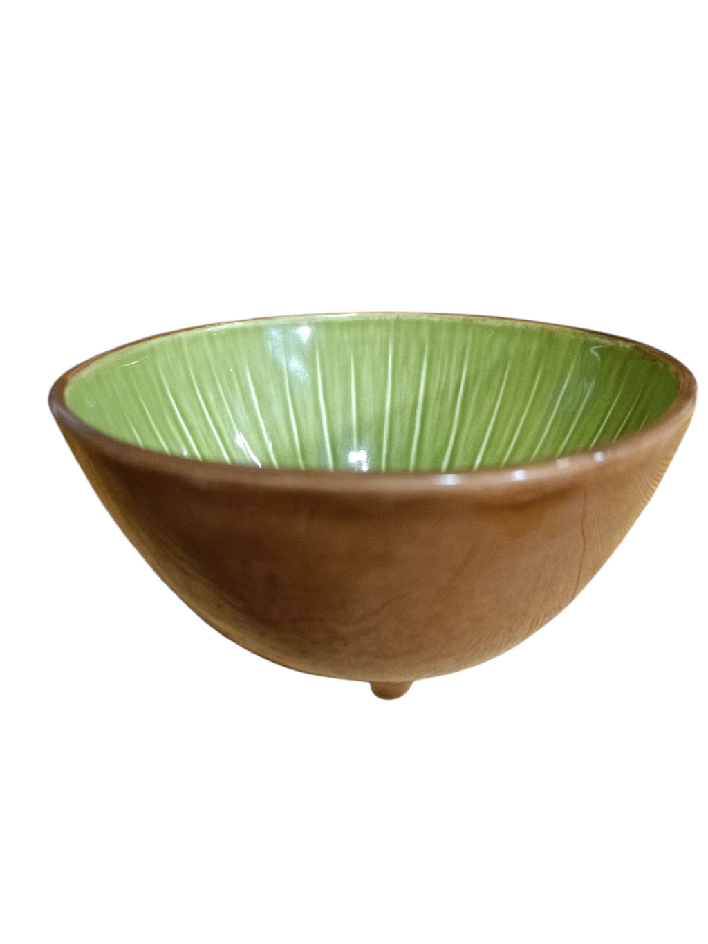 Tigela de cerâmica castanha com interior verde texturizado