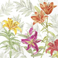 Padrão floral com flores coloridas e folhas verdes cinzentas sobre fundo branco texturizado