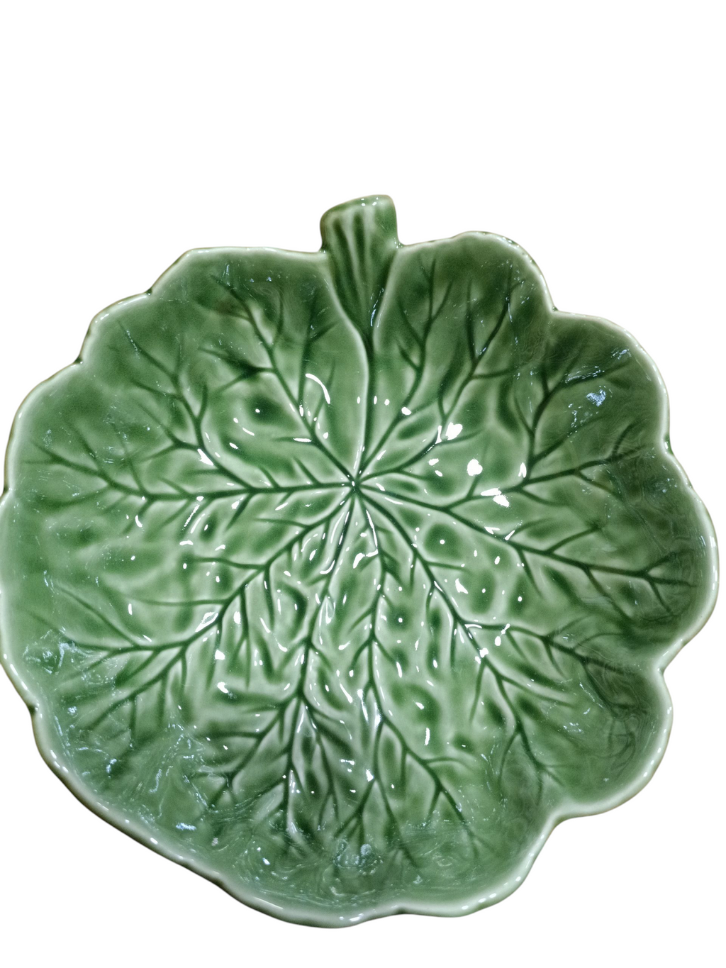 Prato decorativo cerâmico verde em forma de folha com relevo brilhante