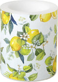 Copo cilíndrico com desenho de limões, flores e folhas em fundo branco