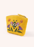 Bolsa pequena amarela com bordados de abelha e flores coloridas