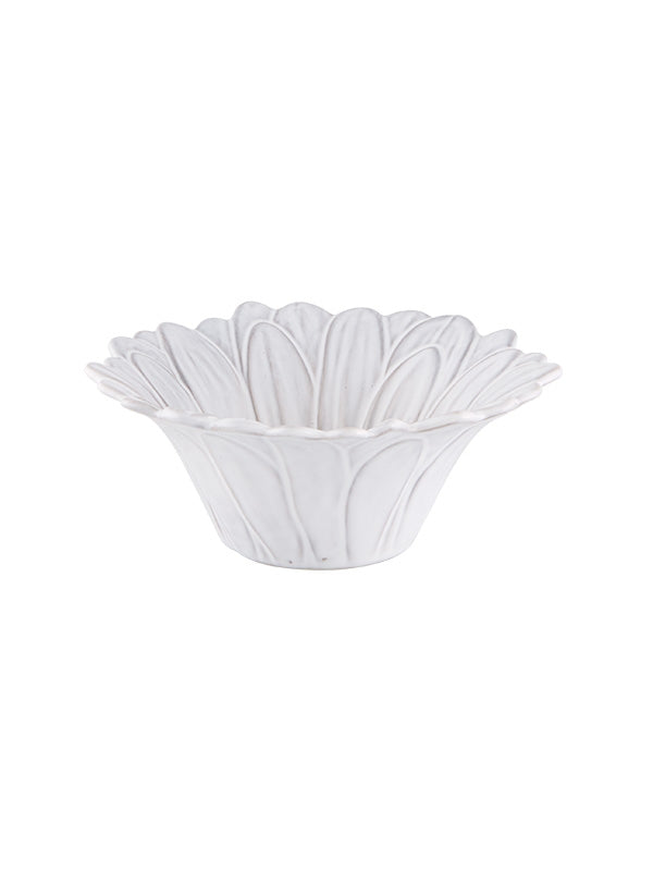 Taça decorativa branca com formato de pétalas de flor