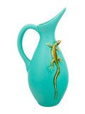 Jarro de cerâmica turquesa com lagarto decorativo em relevo