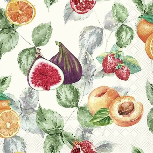 Padrão aquarelado de frutas com figos, morangos, romãs, laranjas e pêssegos sobre folhas verdes em fundo branco.